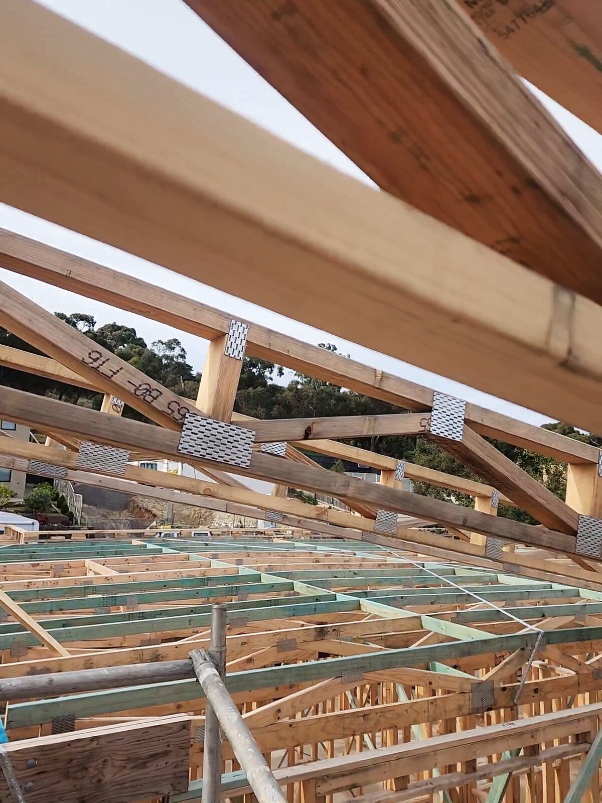 Video thumbnail of structural timber framing detail at Doreen - Master Framers